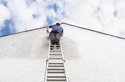 Peinture extérieure à Stazzona — façades et ravalement